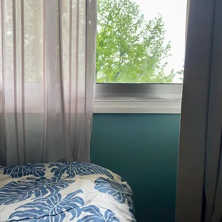 Homestay Private With 2 Double Bed Metro 5 No Key Check In 8pm- Checkout 12noon *